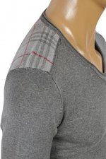 BURBERRY Men's V-Neck Sweater #232