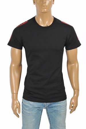 PRADA Men's t-shirt with shoulders logo appliquÃ© 113