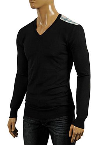 BURBERRY Men's V-Neck Sweater #178